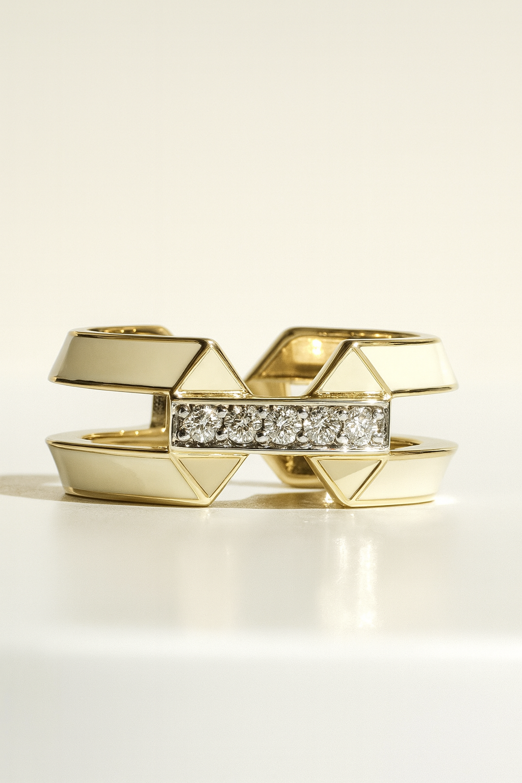 14kt Solid Yellow Gold Enamel & Diamond Ring