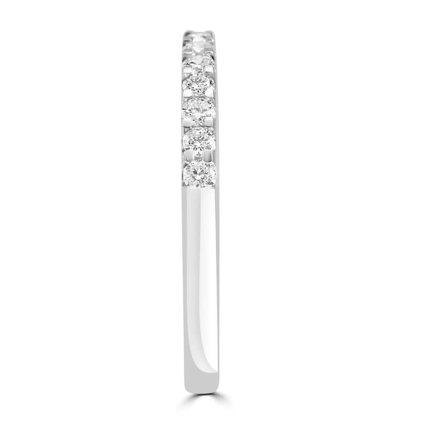 Anillo de compromiso apilable de oro de 18 quilates con 11 diamantes