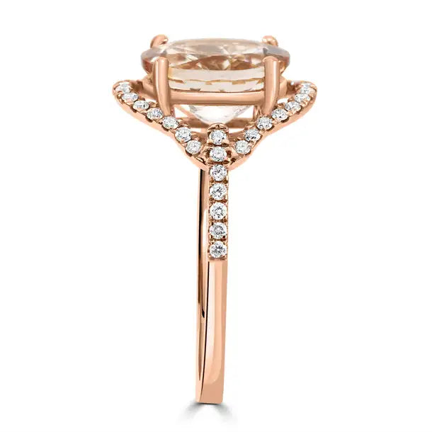 Anillo de compromiso con halo de oro de 14 quilates con diamantes blancos redondos y morganita ovalada