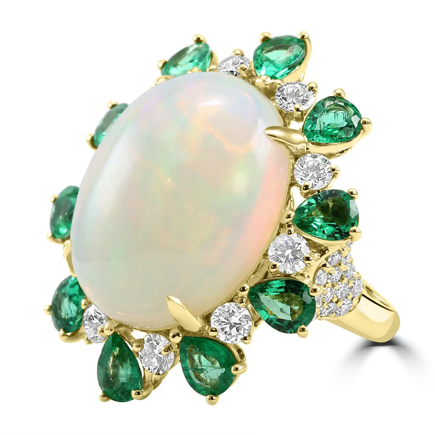 Anillo de cóctel de ópalo con esmeralda y diamantes en oro amarillo de 18 quilates