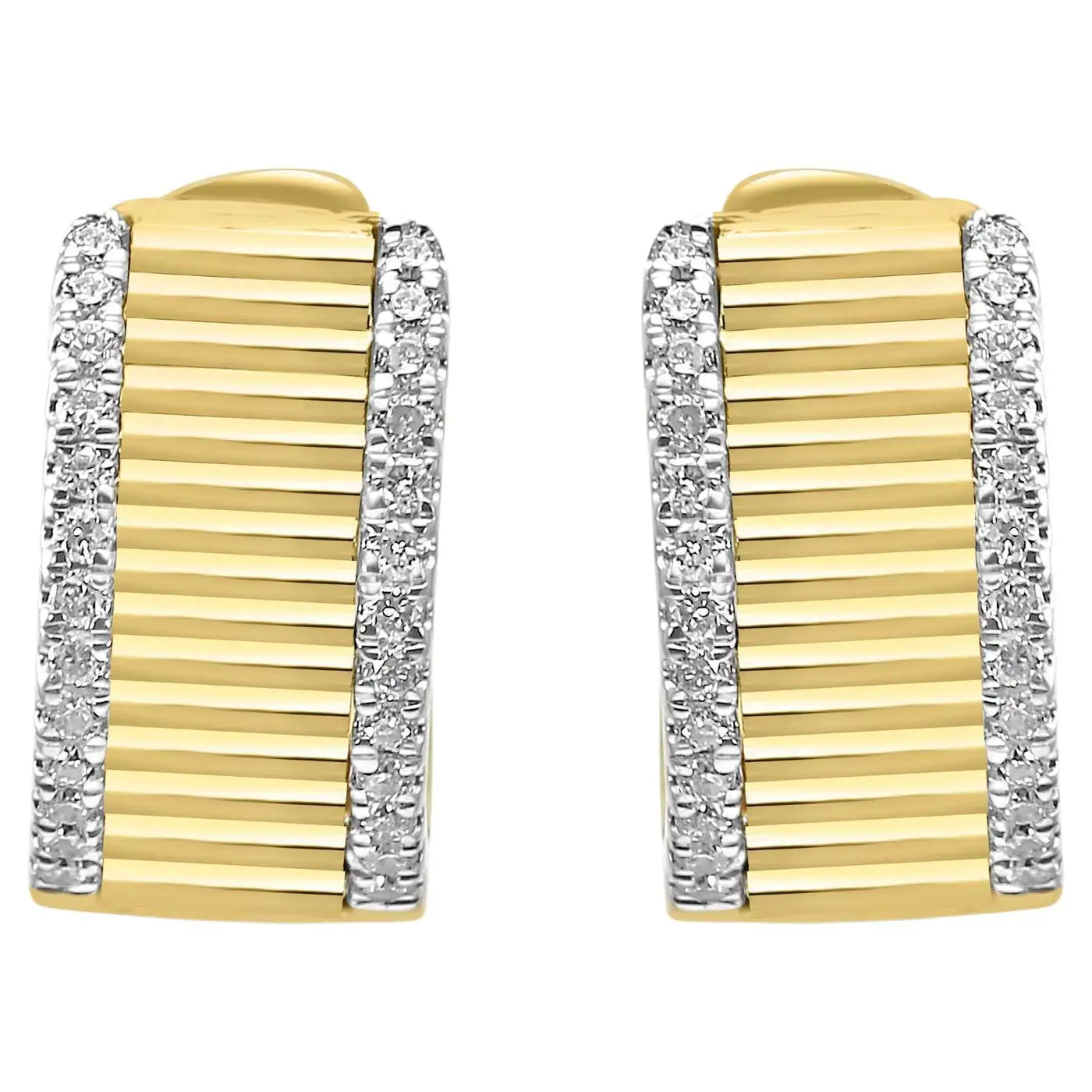 Aros tipo argolla de oro amarillo de 14 quilates con diamantes blancos redondos