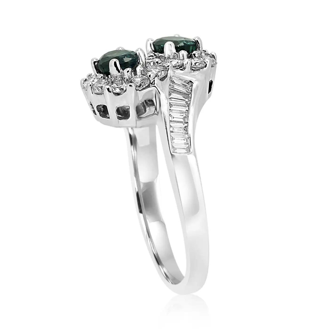 Anillo Toi et Moi de compromiso de oro de 18 quilates con halo de diamantes redondos de talla baguette y alejandrita
