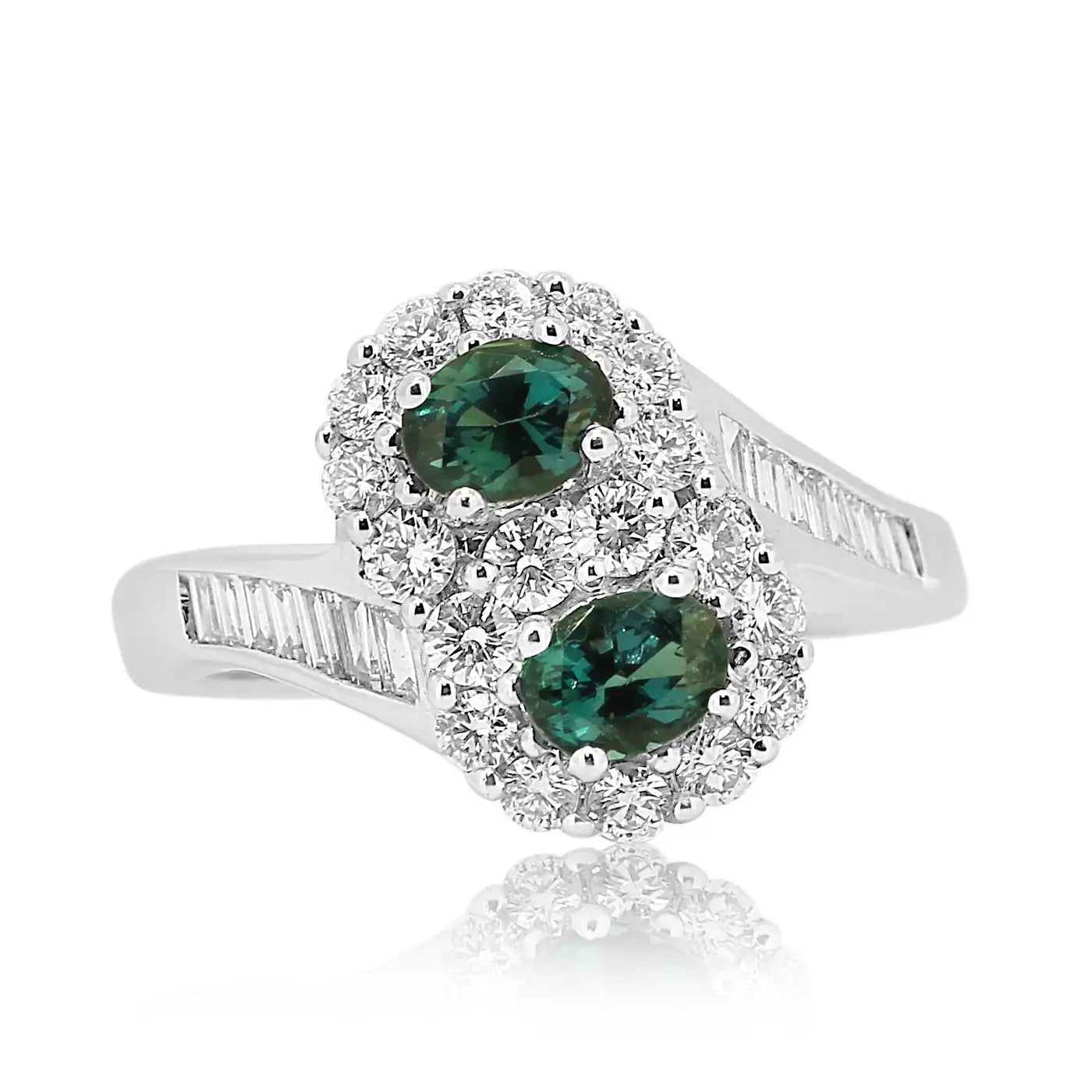 Anillo Toi et Moi de compromiso de oro de 18 quilates con halo de diamantes redondos de talla baguette y alejandrita