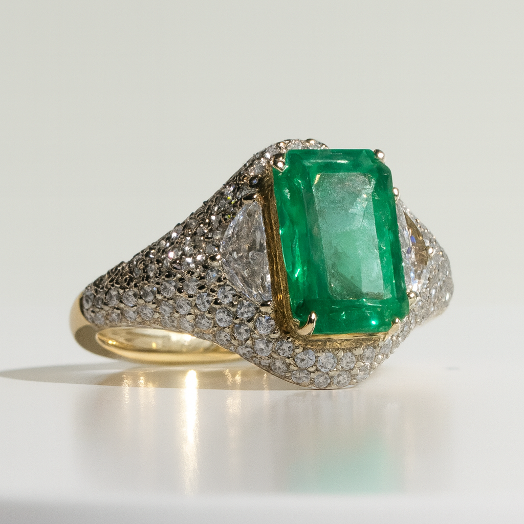 Emerald & Diamond Pavé Ring – 14kt Solid Yellow Gold