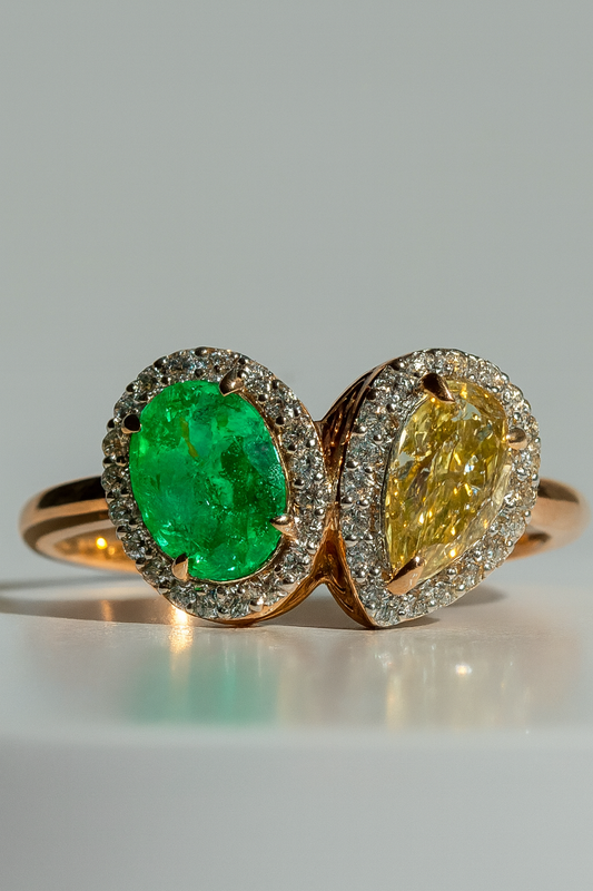 Emerald & Yellow Diamond Toi et Moi Ring – 18kt Solid Yellow Gold