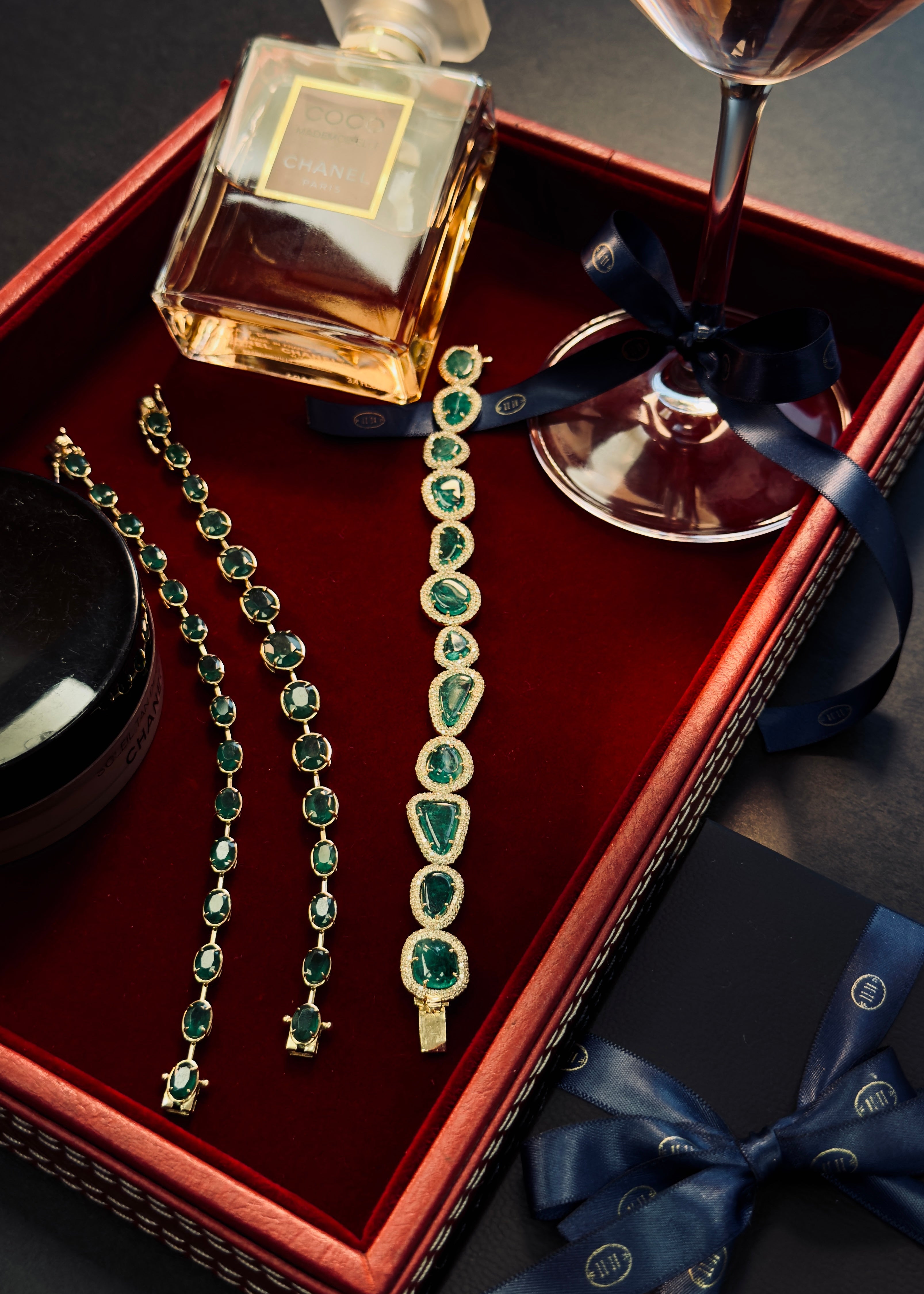 Press for champagne "THE ENCOUNTER"