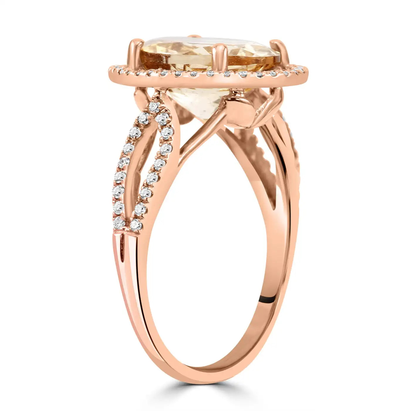 Anillo de compromiso de oro de 14 quilates con halo de morganita ovalada y diamantes redondos blancos